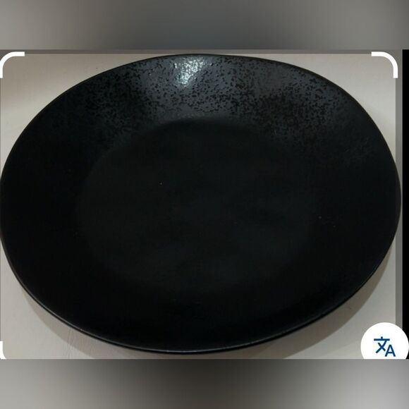 Crate&Barrel Marin Black Dinner Plate Portugal 10 1/2 In Round 1 1/2 In Tall - Picture 8 of 12